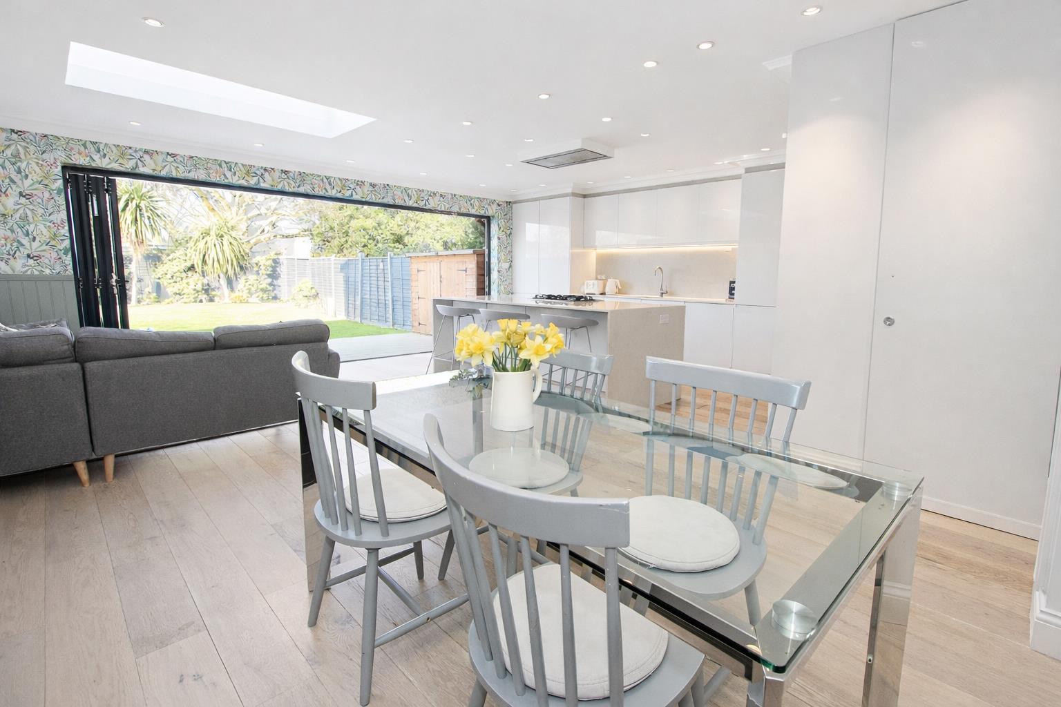Gassiot Way, Sutton